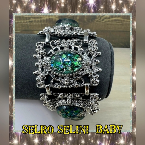 Selro Selini Jewelry - SOLD***Vintage 1950s Unsigned Selro Selini Green Confetti Panel Bracelet Silver